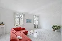 Firefly_gpt-image_nettoyer et ranger la pièce pour la rendre présentable pour une annonce immobilière ( 418433.webp