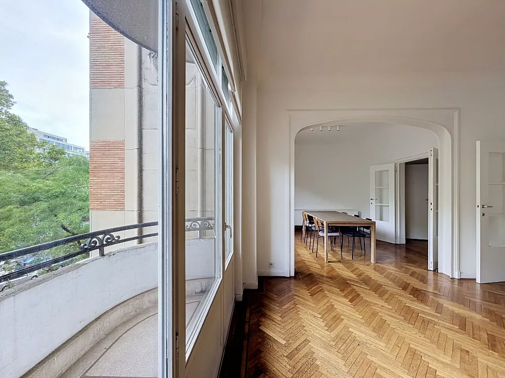 regent-24_00012.webp